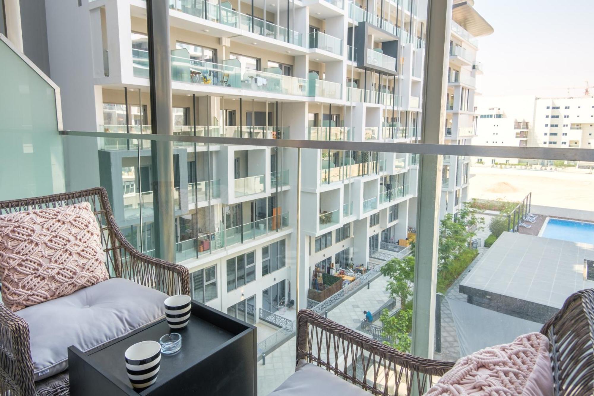 Poolside Charm Apartment Abu Dhabi Exterior foto